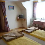 Edelsteinhotel Guniwirt Krakaudorf