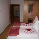 Edelsteinhotel Guniwirt 3*