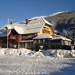 Hotel Edelsteinhotel Guniwirt 3*