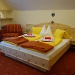 Edelsteinhotel Guniwirt