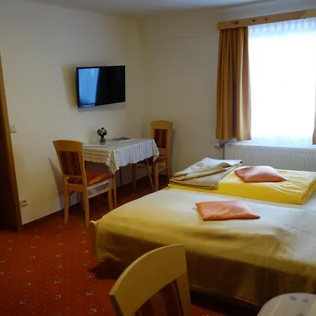 Edelsteinhotel Guniwirt Krakaudorf