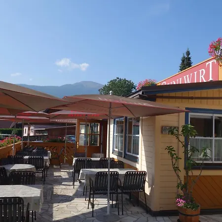 فندق Edelsteinhotel Guniwirt 3*