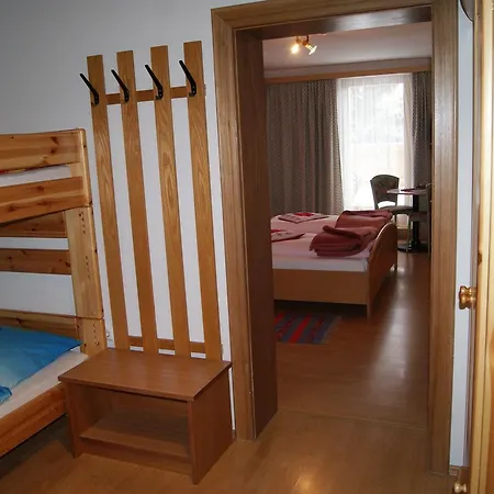 Edelsteinhotel Guniwirt 3* Krakaudorf