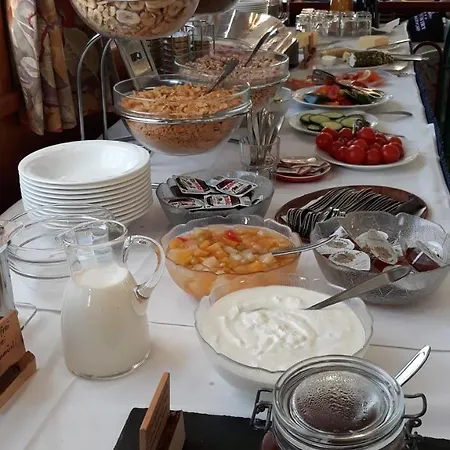 Edelsteinhotel Guniwirt 3* Krakaudorf