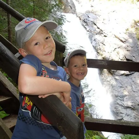 Edelsteinhotel Guniwirt 3*