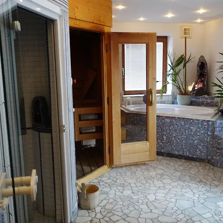 Edelsteinhotel Guniwirt Krakaudorf