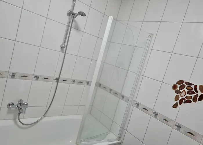 Edelsteinhotel Guniwirt فندق 3*