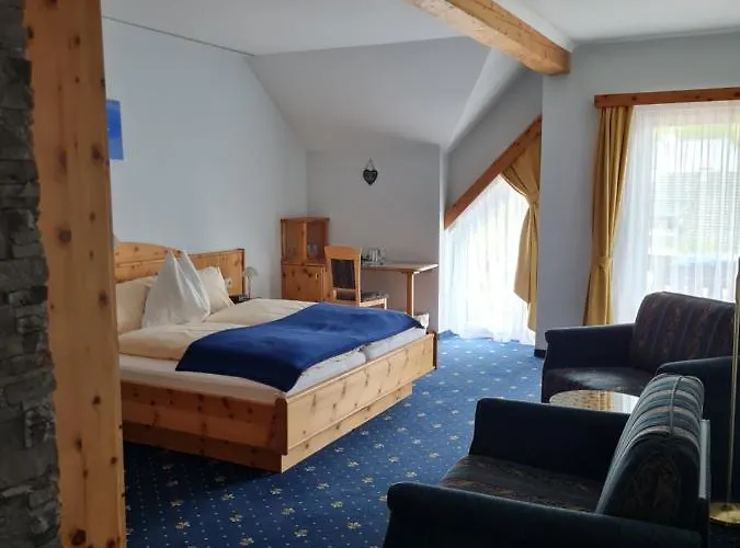 Edelsteinhotel Guniwirt فندق 3*