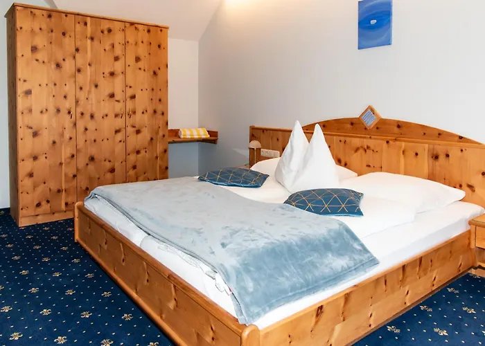 فندق Edelsteinhotel Guniwirt