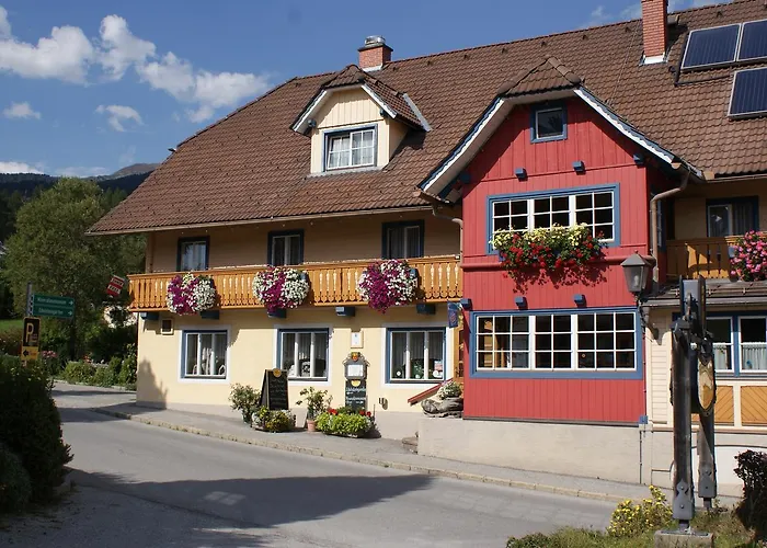 Edelsteinhotel Guniwirt 3*